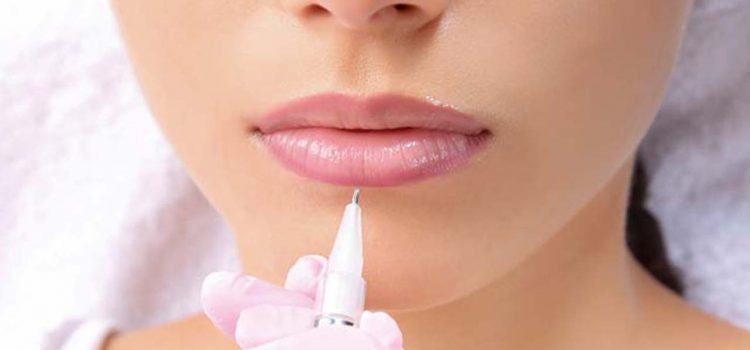 Lippen Permanent Make-up Trier