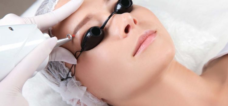 Permanent Make-up entfernen Wiesbaden